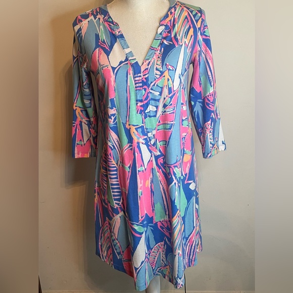 ๐ Lilly Pulitzer Ali Out to Sea Mini Dress. 3/4 length Sleeve Shift Dress. ๐ - Picture 2 of 13